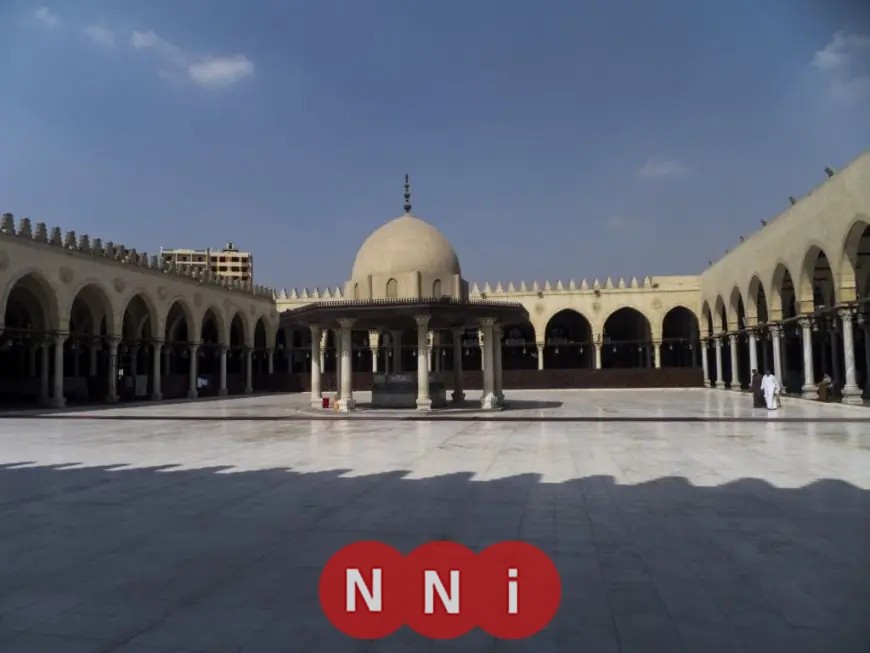 تأثير الحضارات الإسلامية على عمارة مسجد عمرو بن العاص