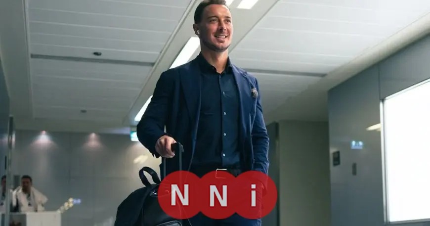 احتفال الأهلي مع المدرب ماتياس يايسله بتحقيق رقم قياسي جديد في تاريخ النادي