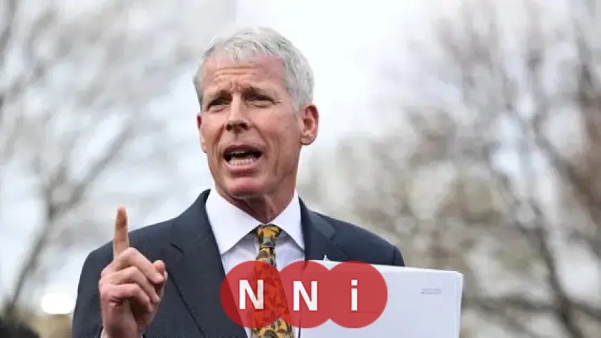 وزير الطاقة الأمريكي يعلن عدم إمكانية مرافقة السفن الحربية في الوقت الحالي