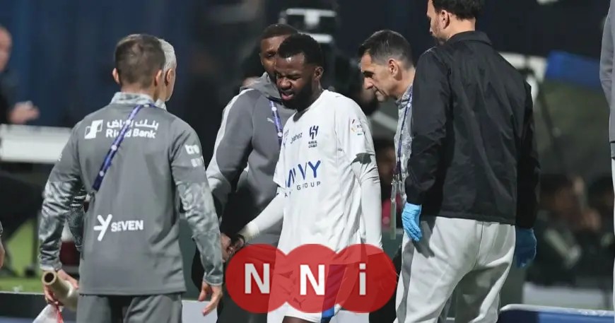 إصابة تمبكتي وفرصة لبنزيما تعكران الأجواء في الشوط الأول السلبي لمواجهة الفتح والهلال