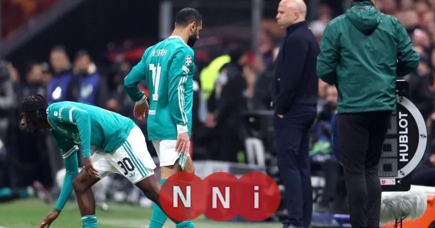 محمد صلاح يجلس على مقاعد البدلاء وريو نغوموها يتصدر تشكيلة ليفربول في مواجهة توتنهام