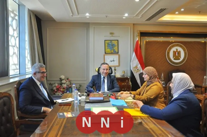 وزير التعليم العالي يسعى لتحسين كفاءة خريجي التمريض في المستشفيات الجامعية