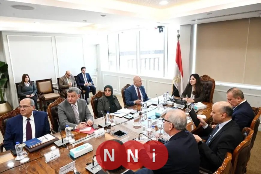 وزيرة الإسكان تواصل تعزيز الصناعة المحلية لمعدات مشروعات المياه والصرف الصحي