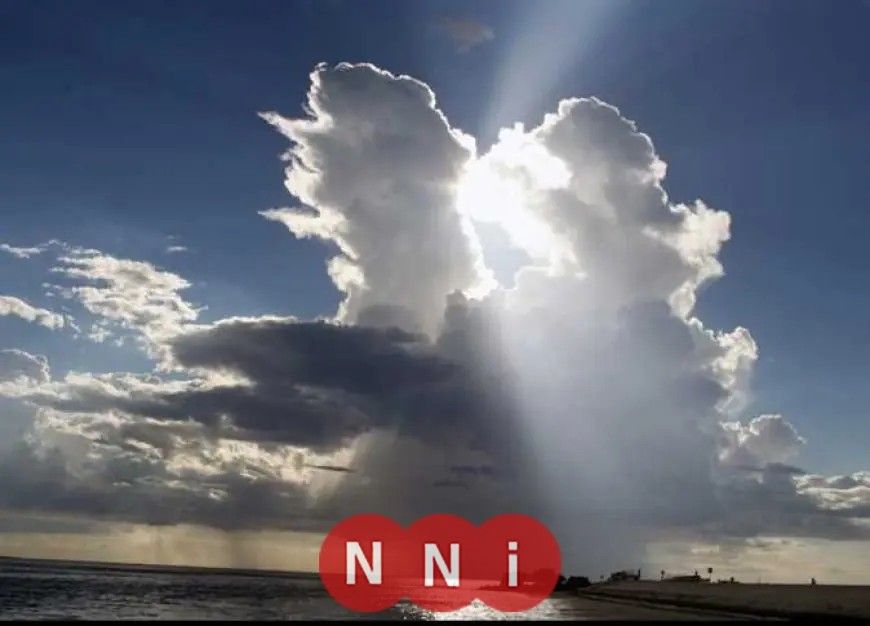 توقعات الطقس: السحب الرعدية تبدأ بالهطول والأقمار الصناعية تكشف عن موجة من الأمطار والثلوج في مصر