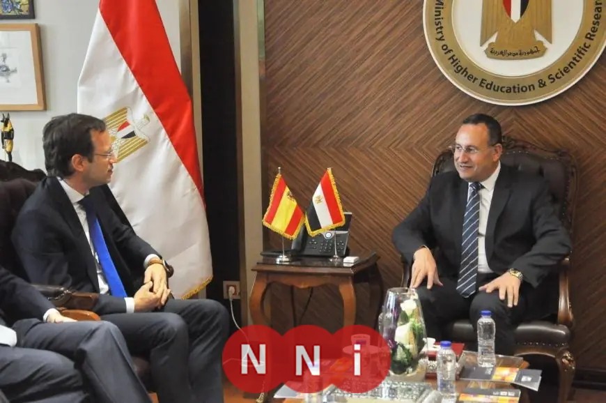 وزير التعليم العالي يناقش تعزيز التعاون مع السفير الإسباني ووفد جامعة IE لتحقيق شراكة مثمرة