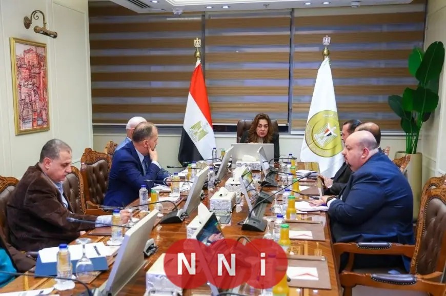 وزيرة التنمية المحلية والبيئة تلتقي بالقيادات لمناقشة الرؤية الاستراتيجية 2026-2030 للوزارة