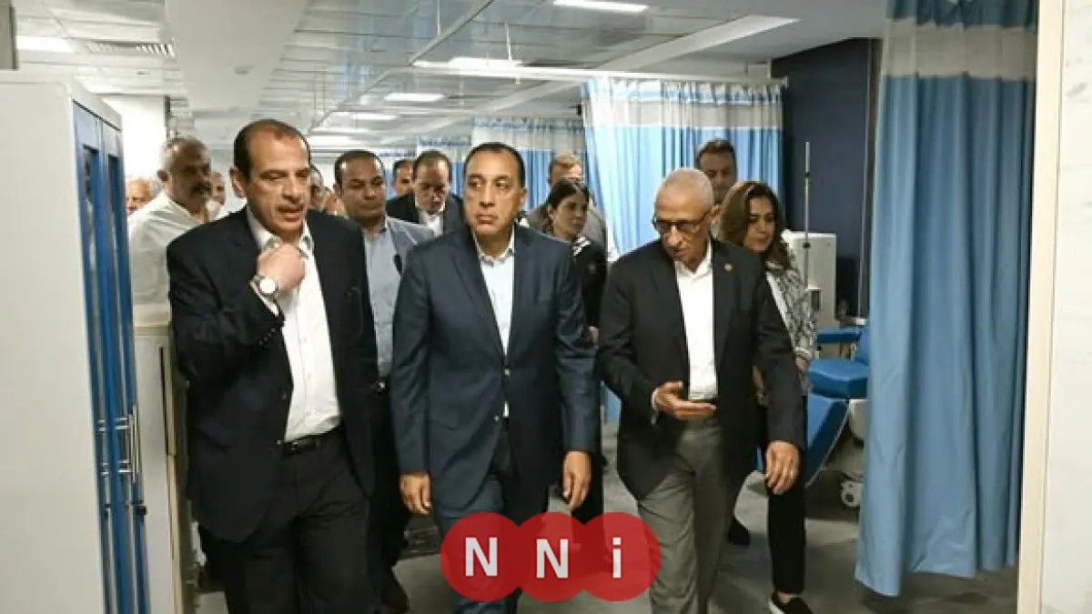 رئيس الوزراء مدبولي يزور مبنى الغسيل الكلوي الحديث في مستشفى العريش العام