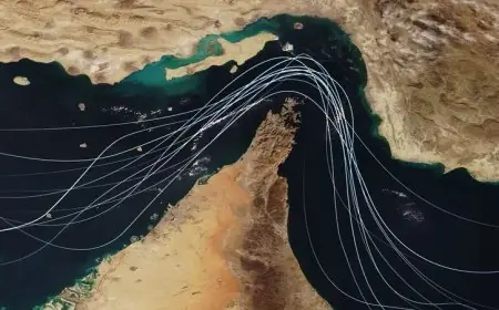 عبور سفن أمريكية لمضيق هرمز في سابقة منذ اندلاع الحرب
