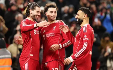 ليفربول يتألق بثنائية ضد فولهام في الشوط الأول