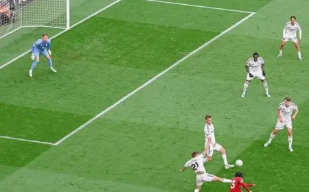 ليفربول يعود لسكة الانتصارات بفوز مثير على فولهام في الدوري الإنجليزي