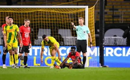 مصطفى محمد يتألق في تعادل نانت مع أوكسير في الدوري الفرنسي