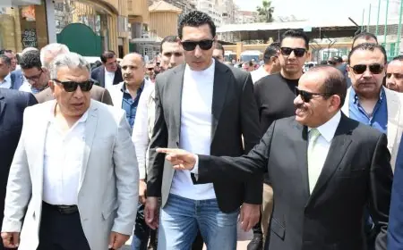 وزير الرياضة ومحافظ الدقهلية يستعرضان تطوير ستاد المنصورة ونزل الشباب