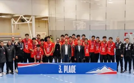 عودة مظفرة لمنتخب اليد 2008 إلى القاهرة بعد انتزاع برونزية البحر المتوسط اليوم