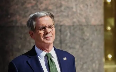 وزير الخزانة الأمريكي: مزاعم تحقيق إيران 14 مليار دولار من تخفيف العقوبات خيالية