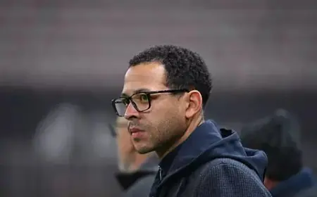 تشيلسي يقيل مدربه ليام روزينيور نتيجة تدهور الأداء والنتائج