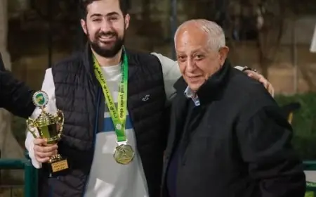 ابن المستكاوي يشارك رسالة مؤثرة تخاطب القلوب إلى والده