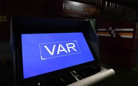 اتحاد الكرة يعلن عن بث محادثات الـ VAR أسبوعياً لجمهور كرة القدم