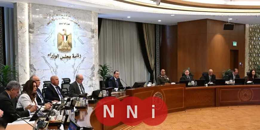 مدبولي يقود اجتماع الحكومة ويهنئ المسيحيين بعيد القيامة المجيد