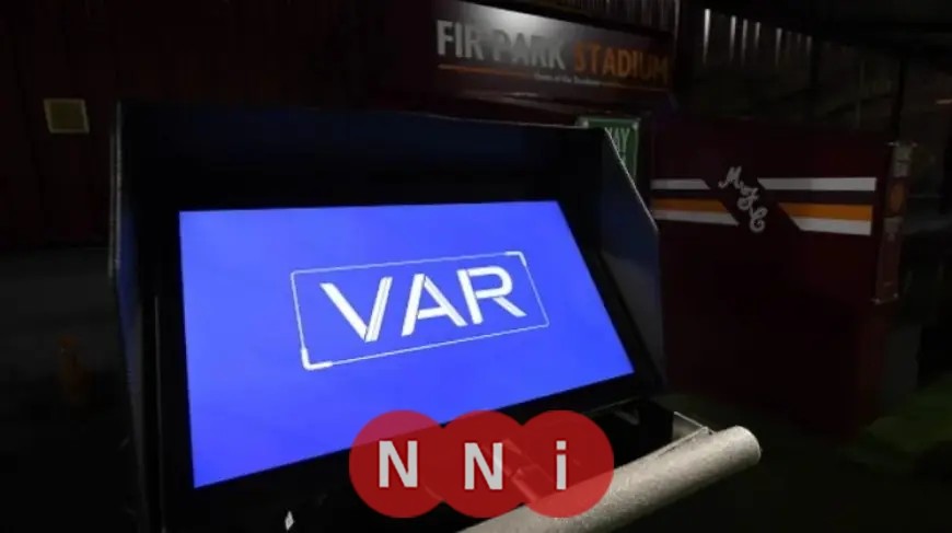 اتحاد الكرة يعلن عن بث محادثات الـ VAR أسبوعياً لجمهور كرة القدم