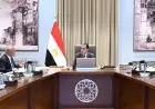 رئيس الوزراء يستعرض تقدم مشاريع الطرق الحيوية والإنجازات المحققة فيها