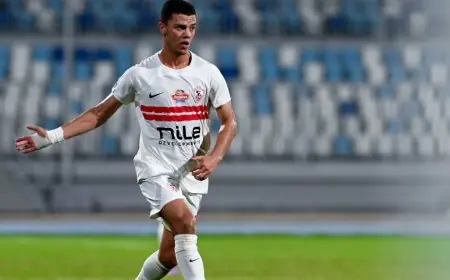 موقف غير واضح لمحمد شحاتة في مباراة الزمالك النهائية بالكونفدرالية