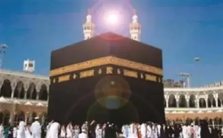يوم عرفة يشهد تعامد الشمس فوق الكعبة لأول مرة منذ 33 عامًا واكتشف الظاهرة الفلكية النادرة