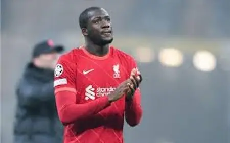 ليفربول يودع كوناتي بعد صلاح وروبرتسون وسلوت
