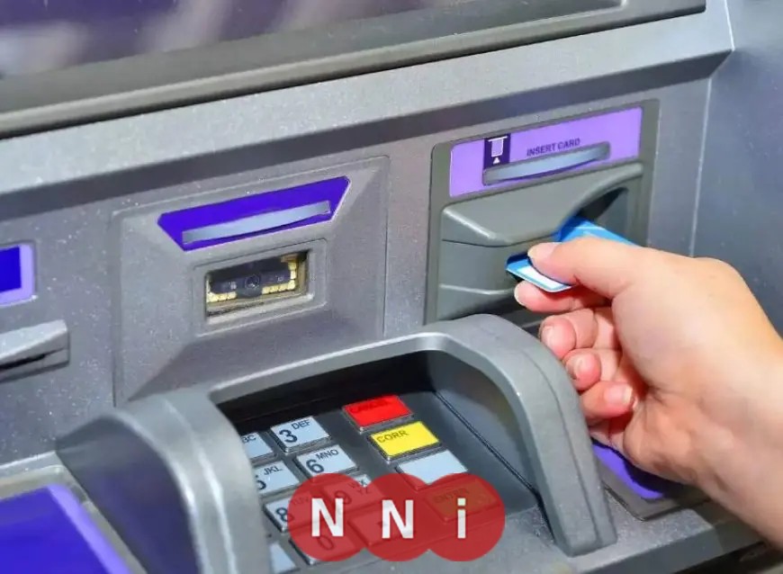 أسباب سحب بطاقة الـATM داخل ماكينات الصراف الآلي وكيفية الحل