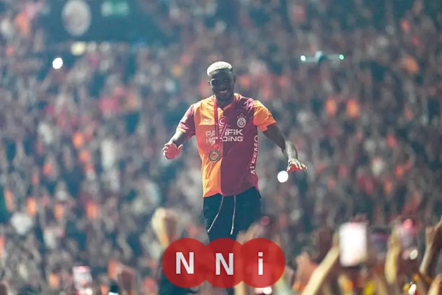 مدرب نيجيريا يثير الجدل حول مصير أوسيمين مع جالاتا سراي