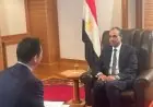 وزير الخارجية يناقش القضايا العالمية خلال لقاء إعلامي مع قناة NHK اليابانية
