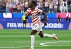 زيارة عائلية مفاجئة تحول مسار بالوغون لمنتخب أميركا في لقطة اليوم