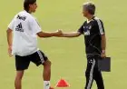 مورينيو يفاجئ الجميع ويطالب بعودة سامي خضيرة إلى ريال مدريد