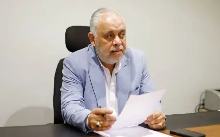 أشرف زكي يسهم في حل أزمة جامعة العاصمة: اعتذارات الطلاب لرئيس الجامعة والعميدة