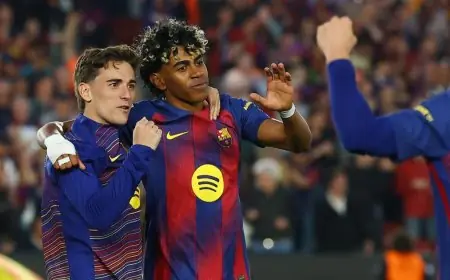 إسبانيول ينتقد تصرفات لاعبي برشلونة ويصفها بقلة الاحترام في الديربي