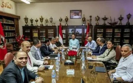 «تفاصيل اجتماع الجمعية العمومية لشركة الأهلي برئاسة الخطيب: عقود الرعاية والبث»