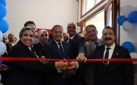 جامعة الإسكندرية تفتتح أول مركز تعليم تطبيقي في مصر لتصنيع منتجات الطماطم