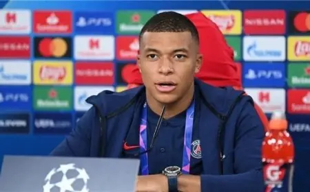 أزمة جديدة تواجه منتخب فرنسا قبل كأس العالم.. مبابي ونجوم الديوك يعبرون عن اعتراضهم على إعلان دعائي