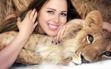 كم سنة يعيش الأسد؟.. أنوسة كوتة تكشف الأسرار