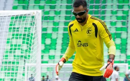 تعرف على السر وراء ارتداء حراس مرمى السعودية للنظارات في تدريبات كأس العالم