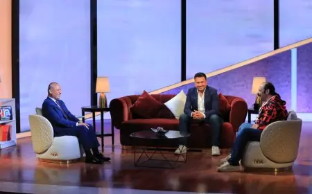 محمد ثروت يكشف عن رهبة العمل مع عادل إمام وتجربته الفريدة