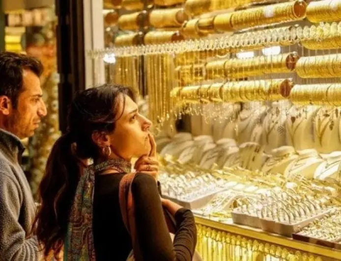 فرصة للمخطوبين… انخفاض أسعار الذهب اليوم الجمعة 12 يونيو