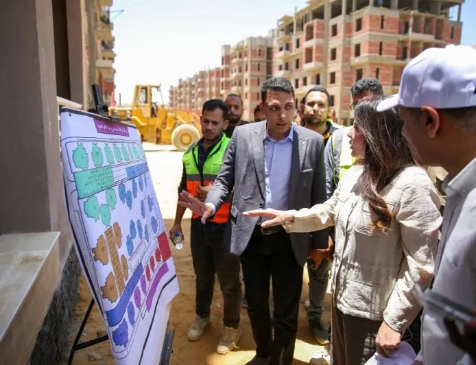 وزيرة الإسكان تقدم دعمًا لمشروع ديارنا في التجمع الثالث