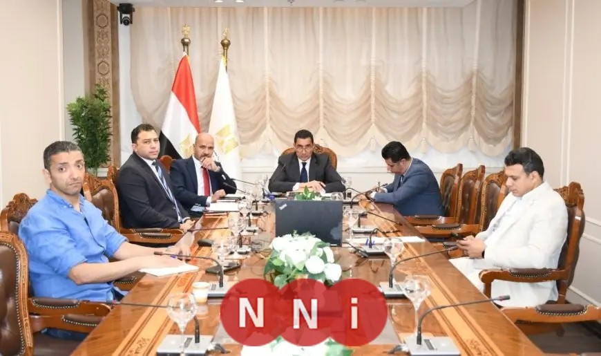 وزير الرياضة يبحث مع شركة دافينج الصينية سبل التعاون وتوطين الصناعة الرياضية