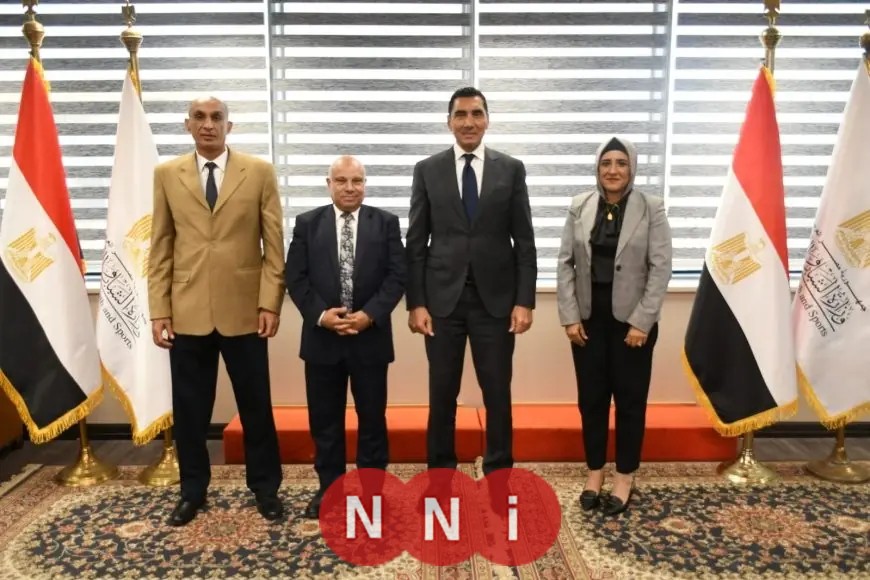 وزير الرياضة يجتمع مع إدارة نادي دكرنس لمتابعة آخر تطورات المشروعات الإنشائية