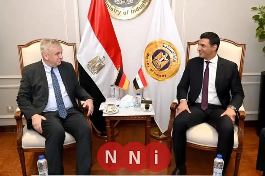 وزير الصناعة وسفير ألمانيا في مصر يناقشان تعزيز التعاون الصناعي بين البلدين