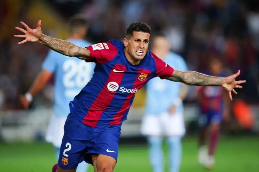 كانسيلو يسعى للبقاء مع برشلونة والهلال يقلل من مطالبه