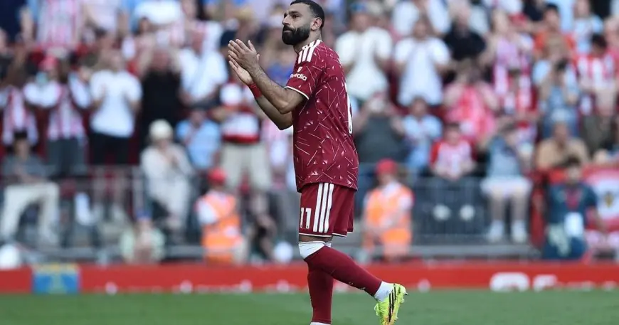 صديق محمد صلاح يتوقع عودته المحتملة إلى ليفربول ووكيله يشعل الجدل