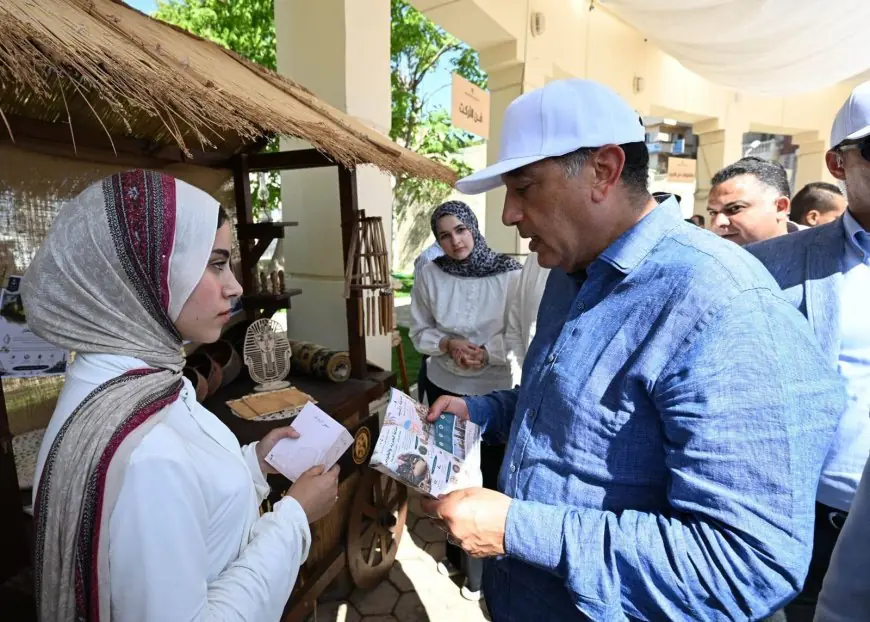 زيارة رئيس الوزراء تعزز السياحة بحديقة المتحف بمدينة رشيد