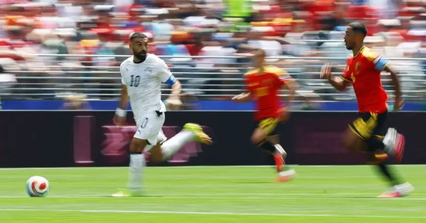محمد صلاح يدخل التاريخ كأول لاعب إفريقي يحتفل بعيد ميلاده وسط أضواء المونديال
