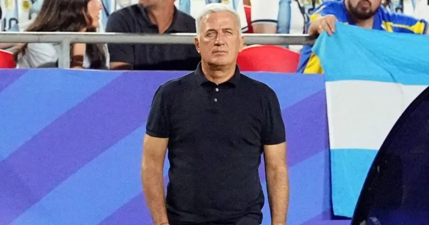 بيتكوفيتش مدرب منتخب الجزائر يشيد بليونيل ميسي ويصفه باللاعب الخارق والمبدع